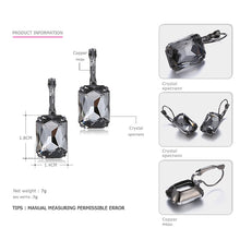 Load image into Gallery viewer, Crystal Drop Earrings