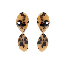 Load image into Gallery viewer, Acrylic Resin Leopard Dangle Earring