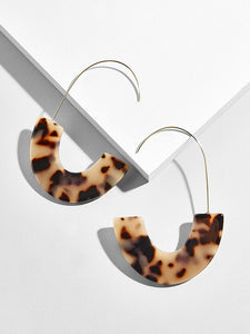 Acrylic Resin Leopard Dangle Earring